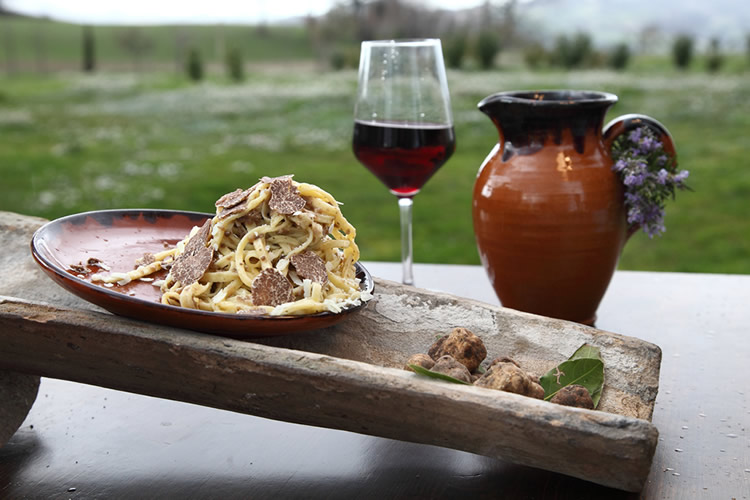 tagliatelle with truffle